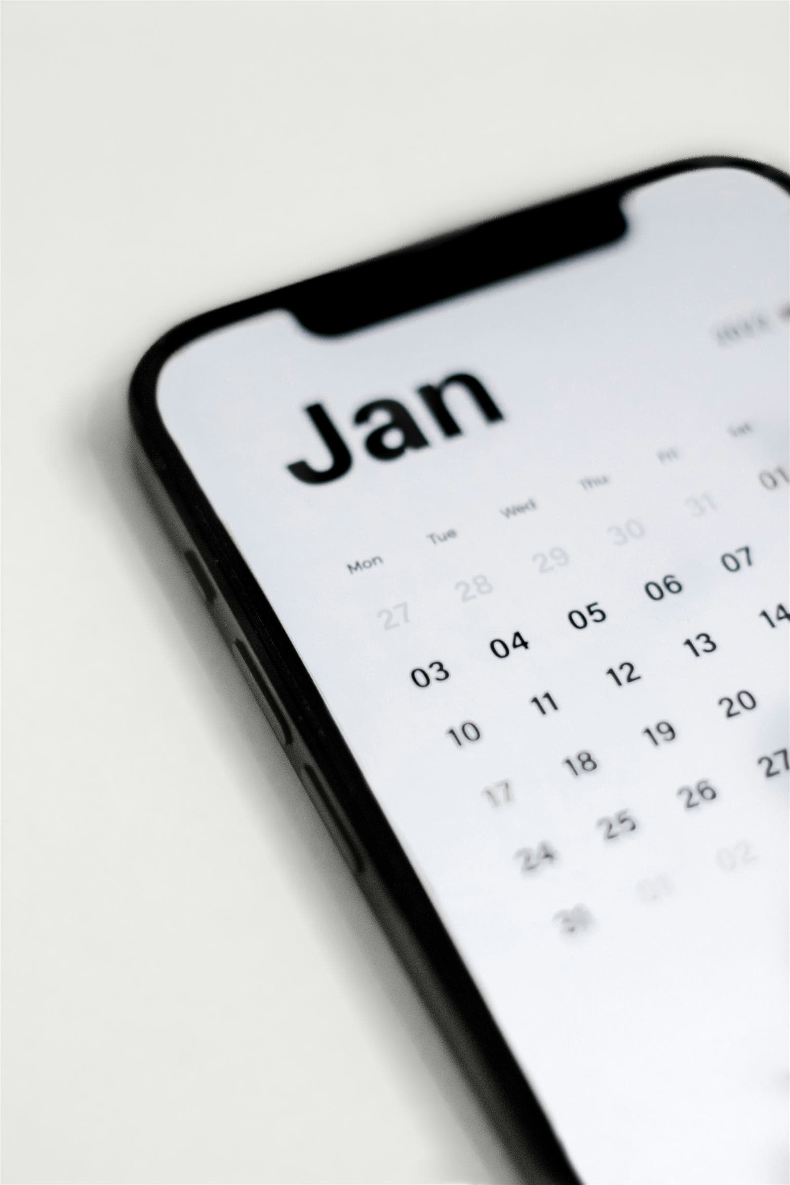 Calendario di prenotazioni con notifiche su uno smartphone